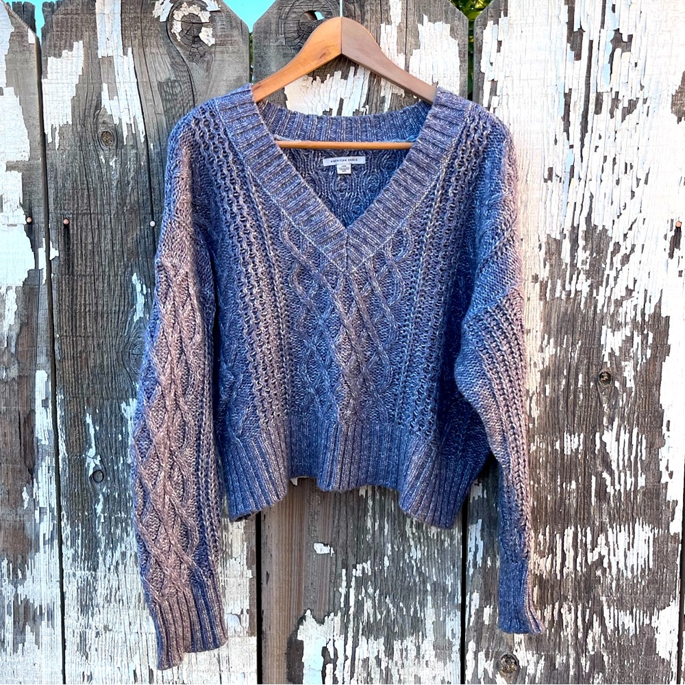 AMERICAN EAGLE cropped sweater